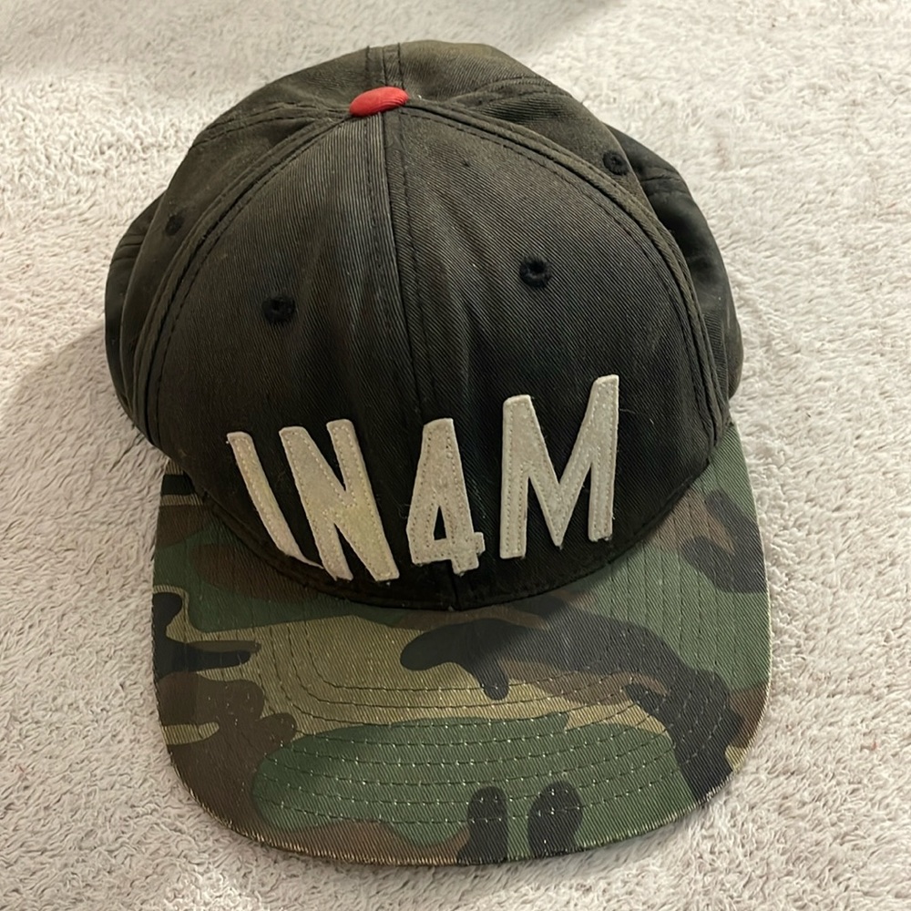 Camo black cap